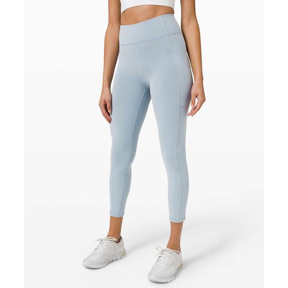 Lululemon Invigorate High-Rise Tight 25" Size 4 Light Blue - Picture 4 of 10